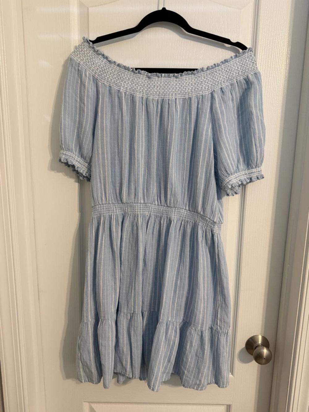 Old Navy Light Blue Smocked Cotton Off-Shoulder Dress Sz Lg